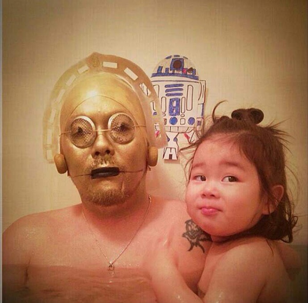 日本父女的沐浴时间