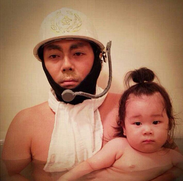 日本父女的沐浴时间