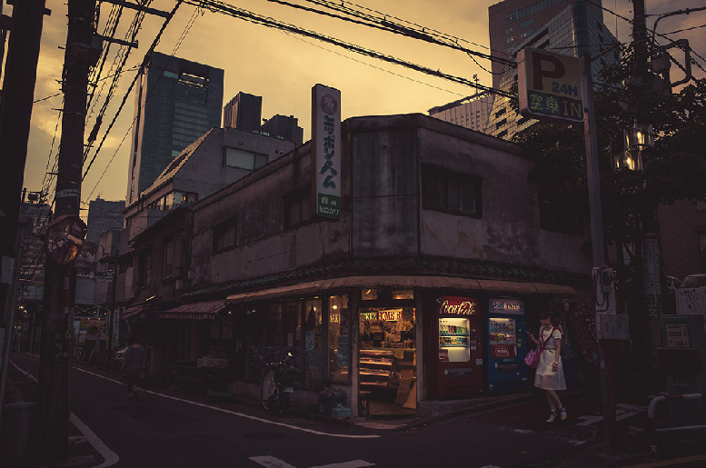 日本街头：世本多彩，我本无形