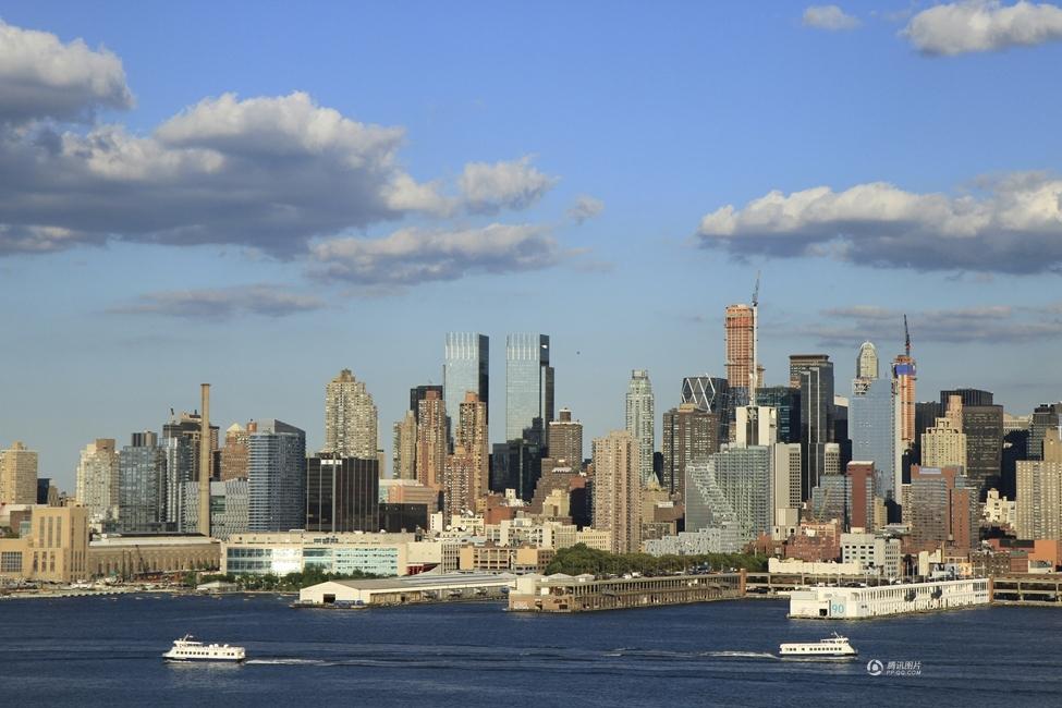 和平万里行摄影师：刘汉如