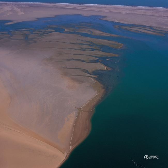 和平万里行摄影师：陈茂盛