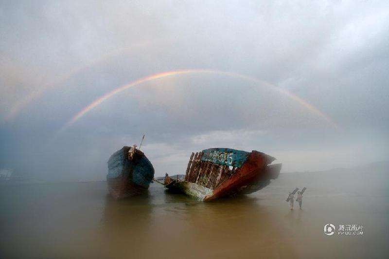 和平万里行摄影师：傅启元