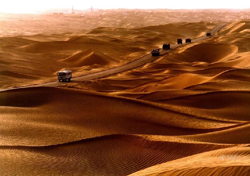 和平万里行摄影师：丁伟