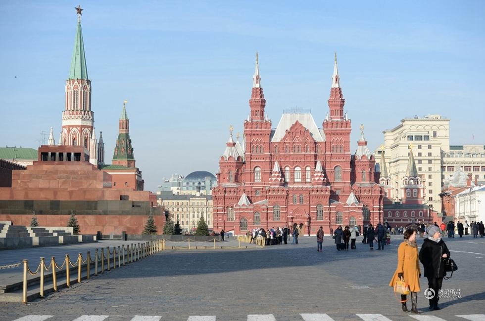 和平万里行：广场上的俄罗斯