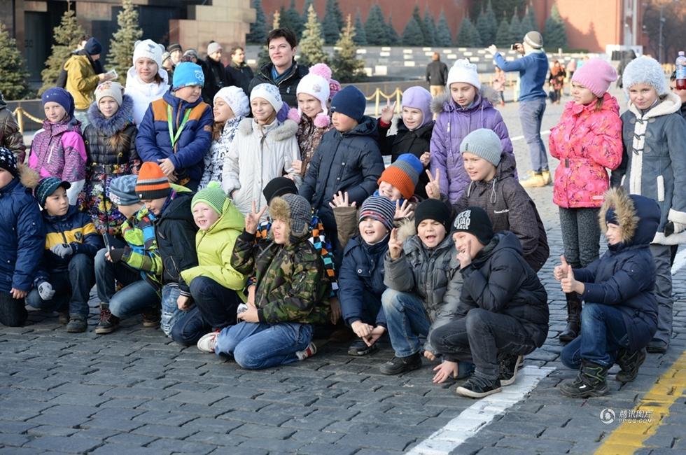 和平万里行：广场上的俄罗斯