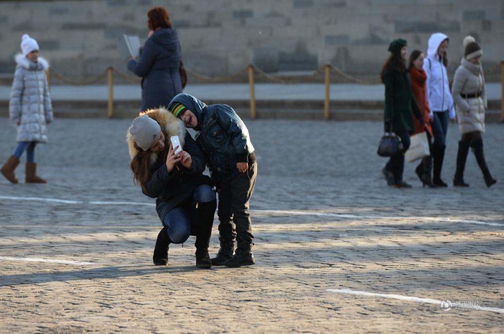 和平万里行：广场上的俄罗斯