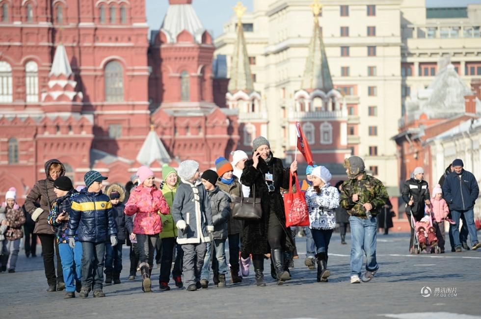 和平万里行：广场上的俄罗斯