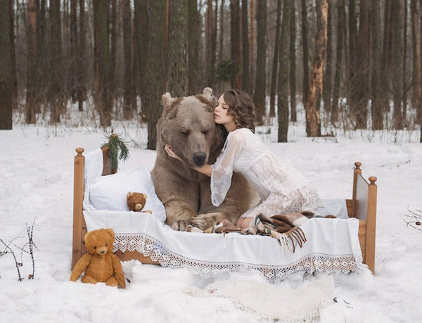 Olga Barantseva 美女与熊的童话故事摄影集8